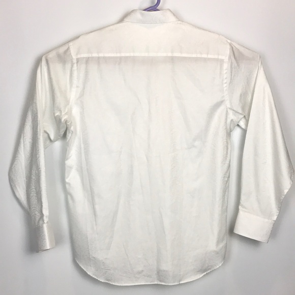 Bugatchi Uomo Classic Fit Large Button Shirt - Picture 6 of 8